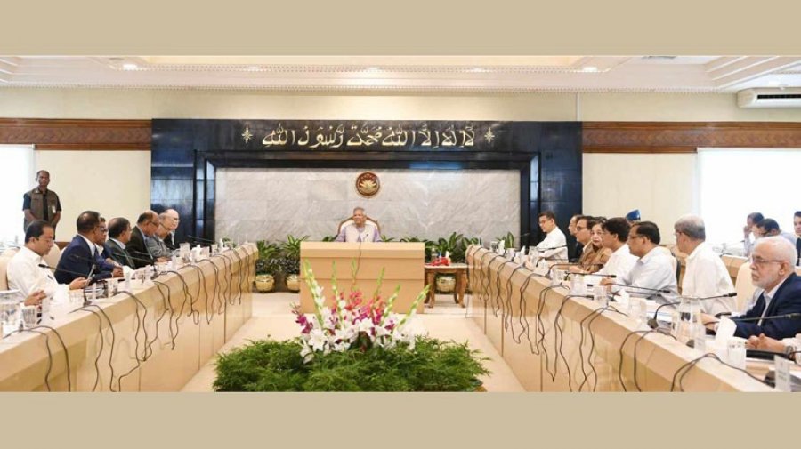 সচিবদের যেসব নির্দেশনা দিয়েছেন প্রধান উপদেষ্টা