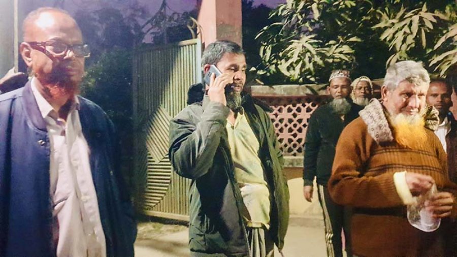 জিলাপির টোকেন বিতরণকালে জামায়াতের ৩ নেতাকর্মী আটক