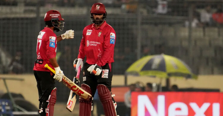 ইতিহাস গড়ে বিপিএলে টানা দ্বিতীয়বার চ্যাম্পিয়ন বরিশাল