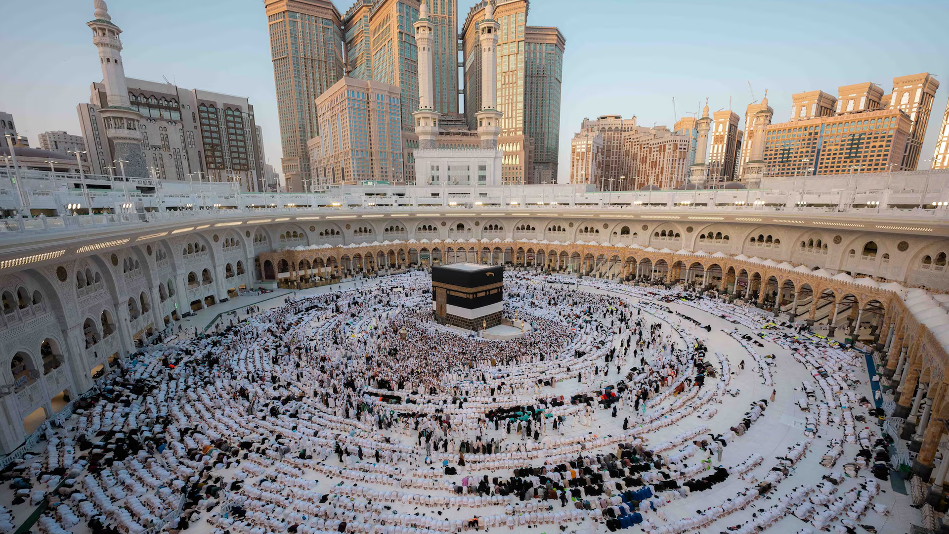 সৌদির সঙ্গে সমন্বয়, হজে অংশ নেবেন ৩০ হাজার ইরানি
