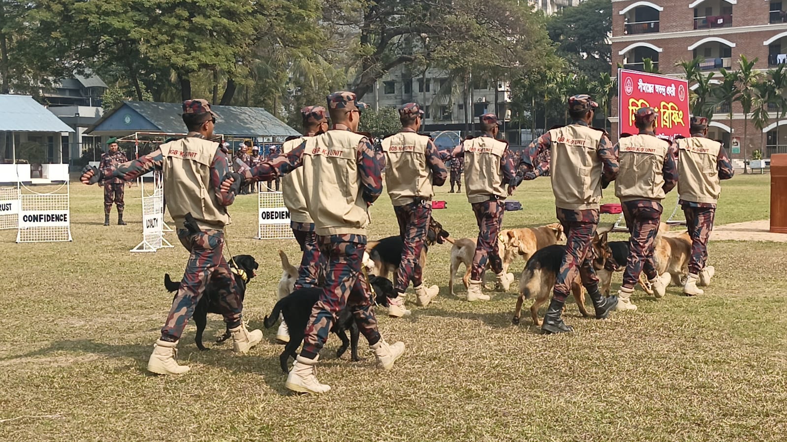 ঢাকাসহ তিন জেলায় নামছে ৩৮ প্লাটুন বিজিবি