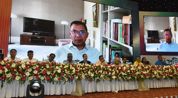 জনগণকে রাজনৈতিকভাবে শক্তিশালী করতে হবে