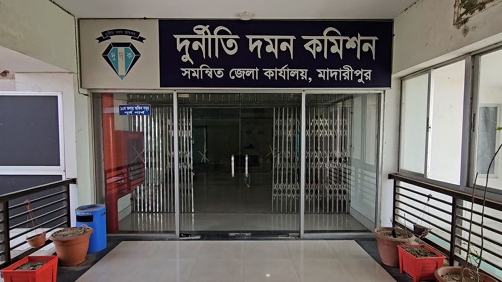 পদ্মা সেতু প্রকল্পে দুর্নীতি, ২৩ জনের বিরুদ্ধে মামলা