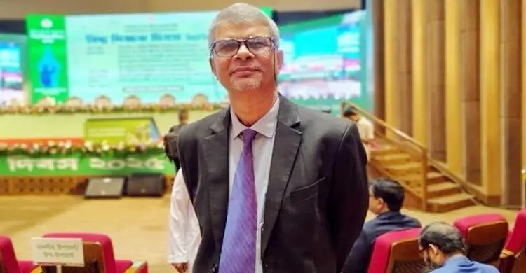 মাউশির মহাপরিচালক অধ্যাপক আজাদ ওএসডি