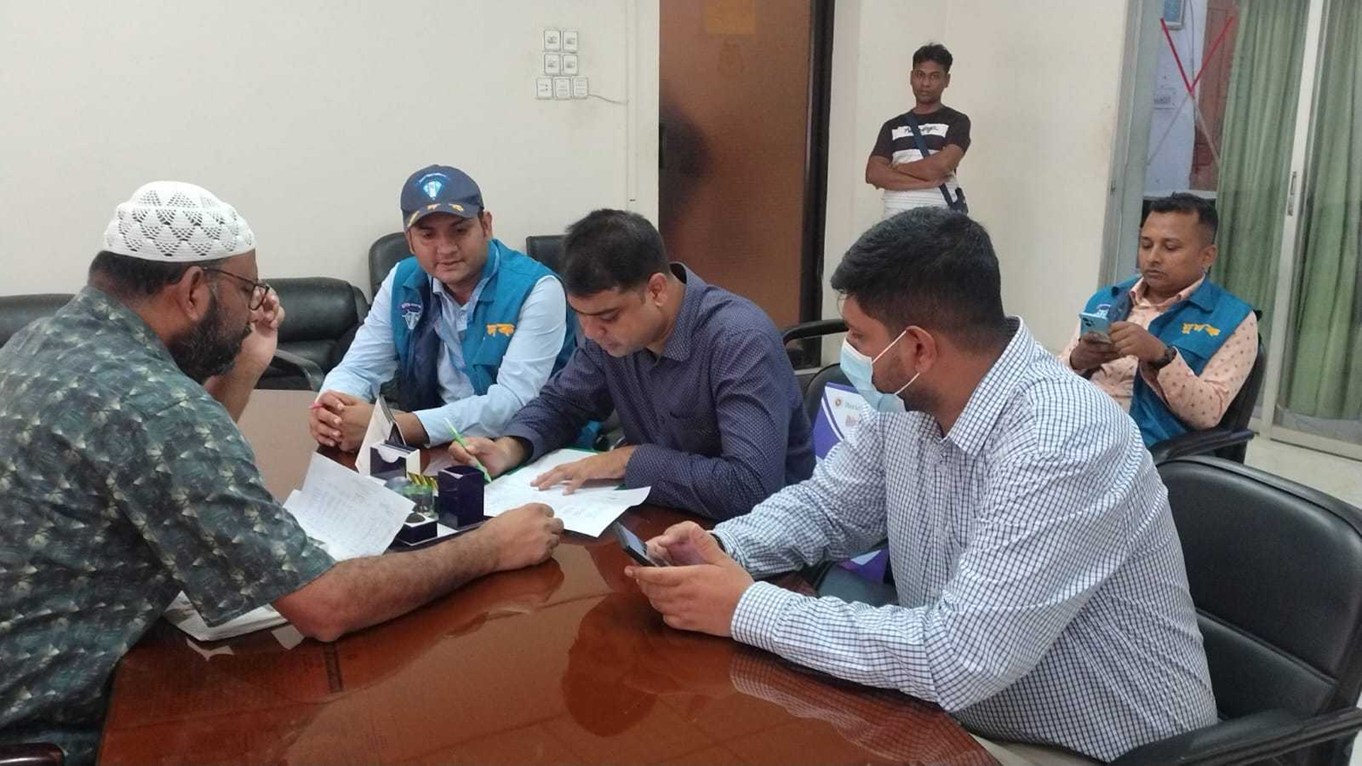 রাজবাড়ী সদর হাসপাতালের অনিয়ম হাতেনাতে ধরল দুদক