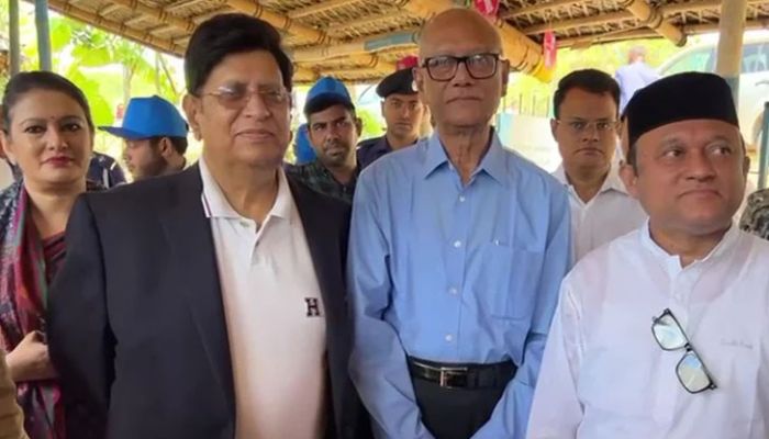 প্রবাসে ১১ হাজার বাংলাদেশি কারাবন্দি রয়েছেন: ড. মোমেন