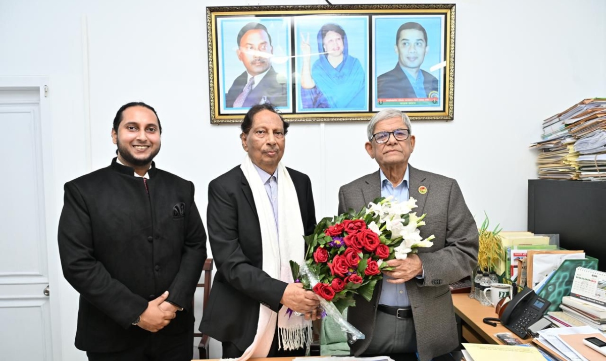 বিএনপিতে যোগ দিলেন সাবেক তথ্য প্রতিমন্ত্রী অধ্যাপক আবু সাইয়িদ