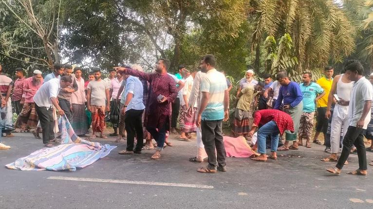 রাজশাহীতে বাসচাপায় দুই মোটরসাইকেল আরোহী নিহত