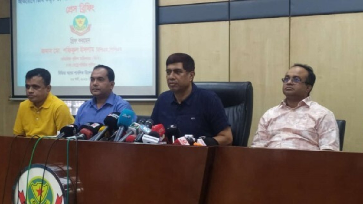 ঈদের ছুটিতে ঢাকায় পর্যাপ্ত নিরাপত্তা রয়েছে: ডিবিপ্রধান