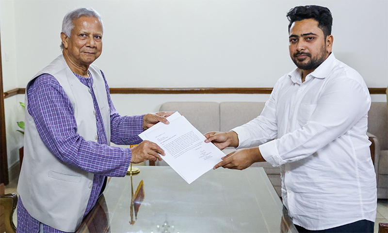 পদত্যাগ করলেন উপদেষ্টা নাহিদ ইসলাম
