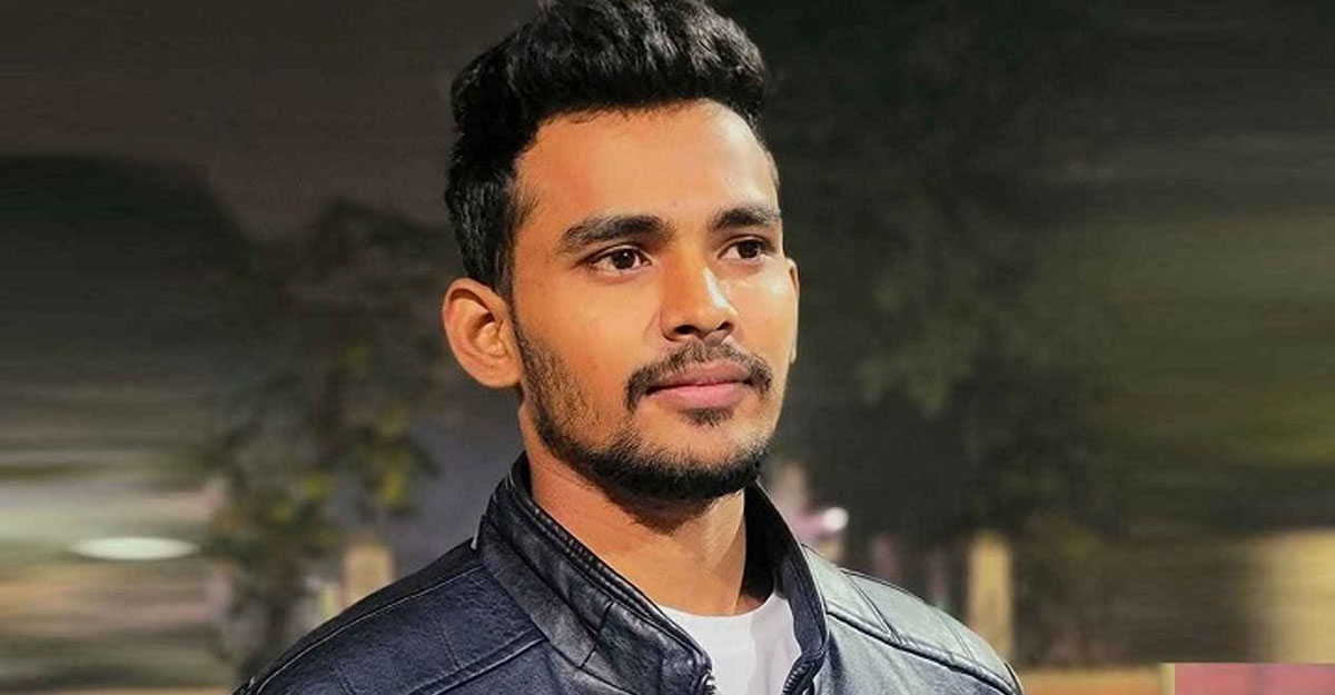 প্রথম মাসের বেতন বন্যার্তদের দেওয়ার ঘোষণা আসিফের