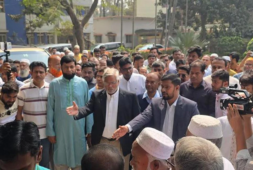 দুর্নীতি করলে দলের লোককেও ছাড় নয়: আমান উল্লাহ