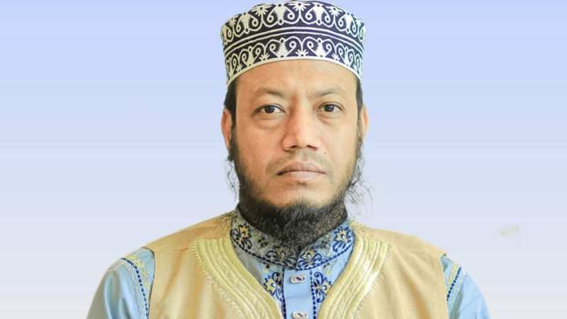 আমির হামজার বিরুদ্ধে গ্রেপ্তারি পরোয়ানা