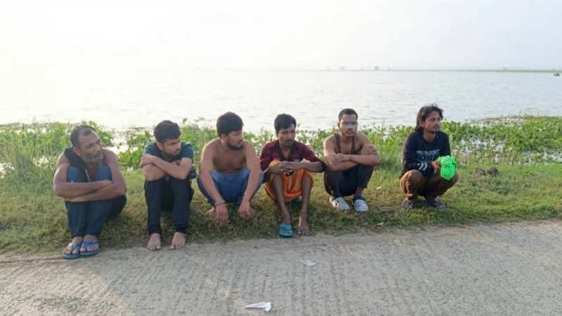 চাঁপাইনবাবগঞ্জ সীমান্তে ৬ জনকে পুশইনের চেষ্টা, বিজিবির বাধা