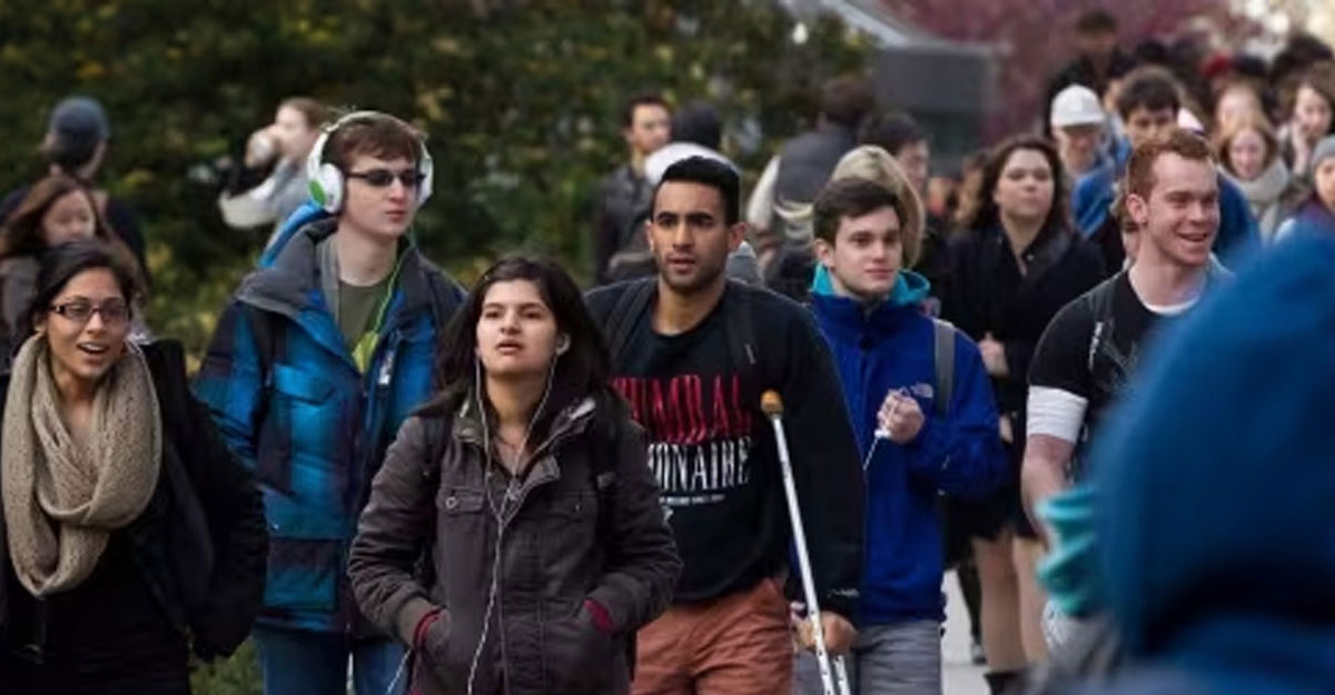 বিদেশি শিক্ষার্থীর সংখ্যা সীমিত করল অস্ট্রেলিয়া