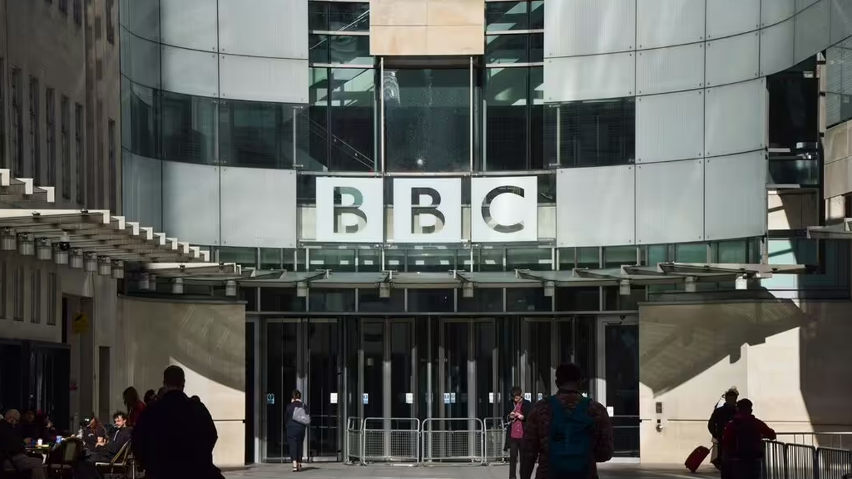 খরচ কমাতে ২ হাজার কর্মীকে ছাঁটাই করছে বিবিসি