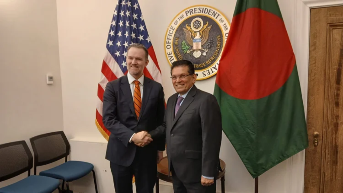 যুক্তরাষ্ট্র থেকে আমদানি বাড়িয়ে বাণিজ্য ঘাটতি কমানোর পদক্ষেপ