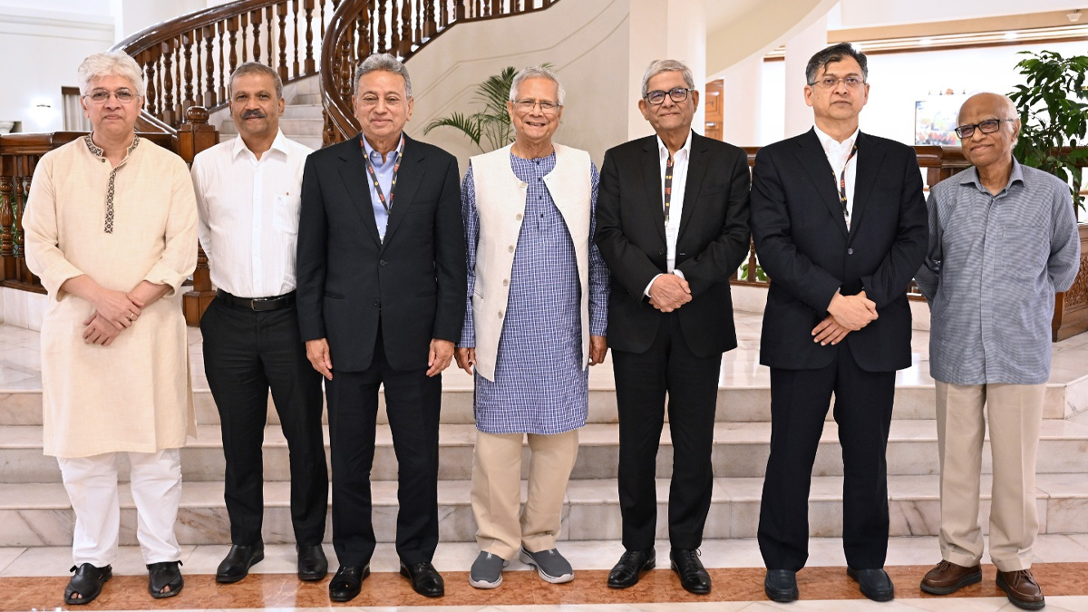 এখন থেকেই সরকারকে তত্ত্বাবধায়কের ভূমিকায় দেখতে চায় বিএনপি