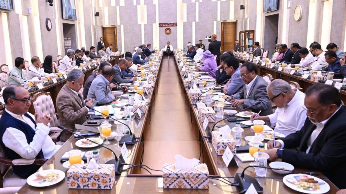 তারেক রহমানের সভাপতিত্বে মন্ত্রিসভার প্রথম বৈঠক অনুষ্ঠিত