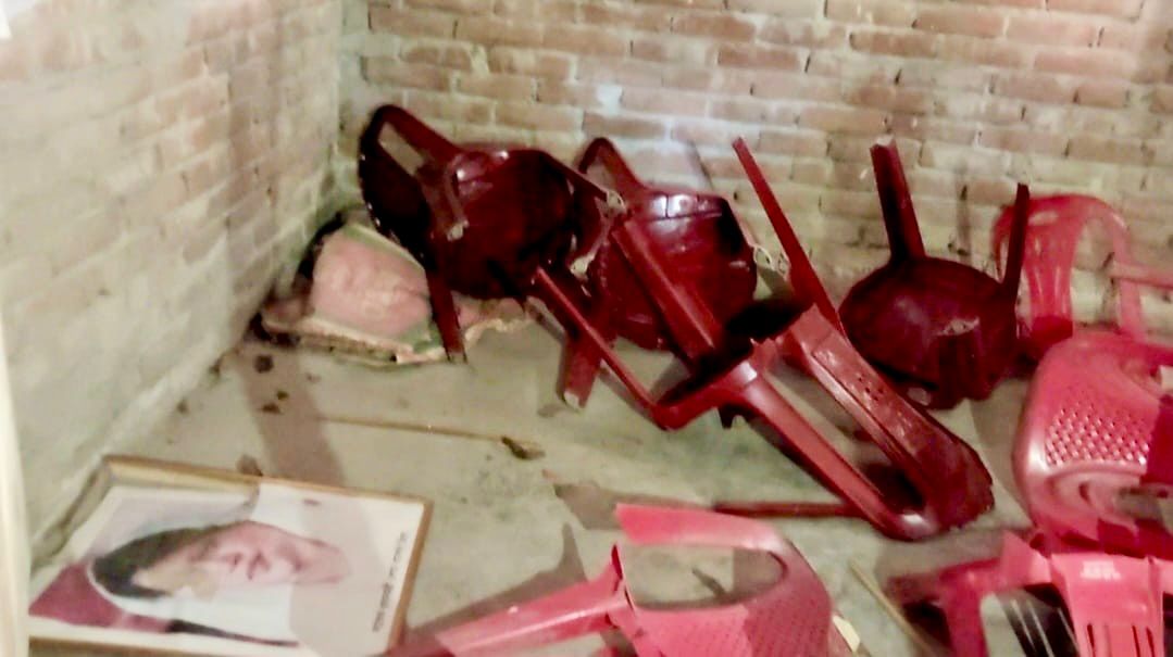 রাজশাহীর দুর্গাপুরে বিএনপি কার্যালয় ভাঙচুর
