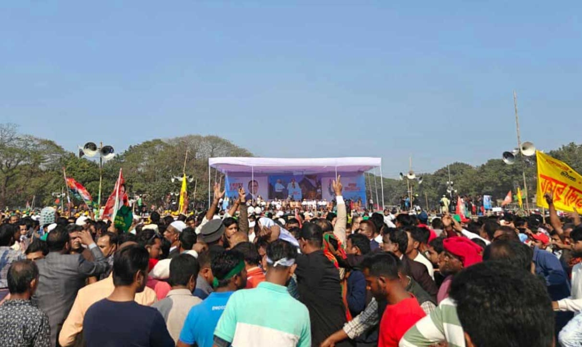 ময়মনসিংহে তারেক রহমান, জনসভায় অপেক্ষমাণ নেতাকর্মীরা