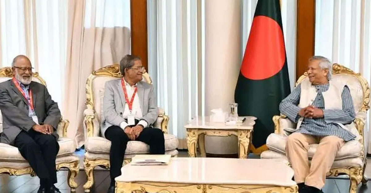 নির্বাচন নিয়ে অন্তর্বর্তী সরকারের ওপর দলগুলোর চাপ কী বাড়ল