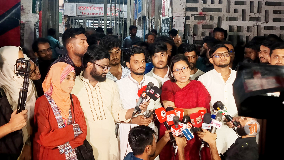 ঢাবি প্রশাসন জামায়াত-শিবিরের এজেন্ডা বাস্তবায়ন করছেন: কাদের