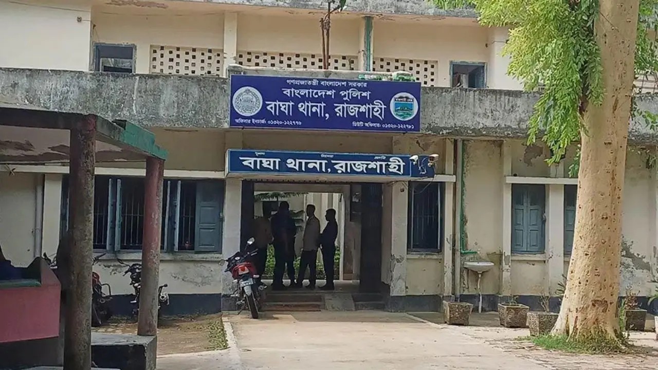 পদ্মার চরে গভীর রাতে গুলিতে দুই যুবক আহত, নিখোঁজ ১