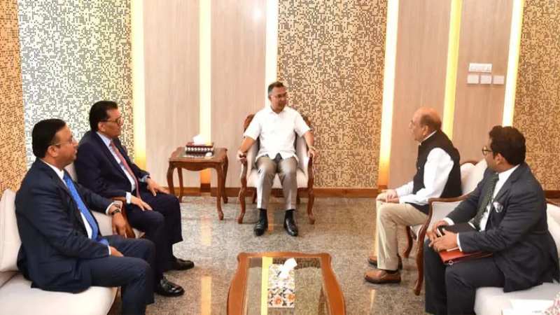 শেখ হাসিনাকে ফেরত পাঠাতে ভারতের সহযোগিতা চাইল বাংলাদেশ