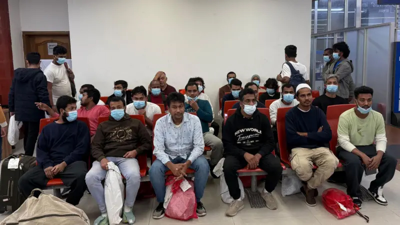 অবৈধ বাংলাদেশি অভিবাসীদের ফেরত পাঠাচ্ছে যুক্তরাষ্ট্র