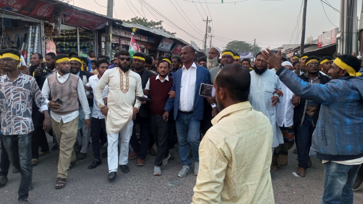 বরগুনা-১: ধানের শীষে ভোট চাইলেন তালতলী উপজেলা জাতীয় পার্টির সভাপতি