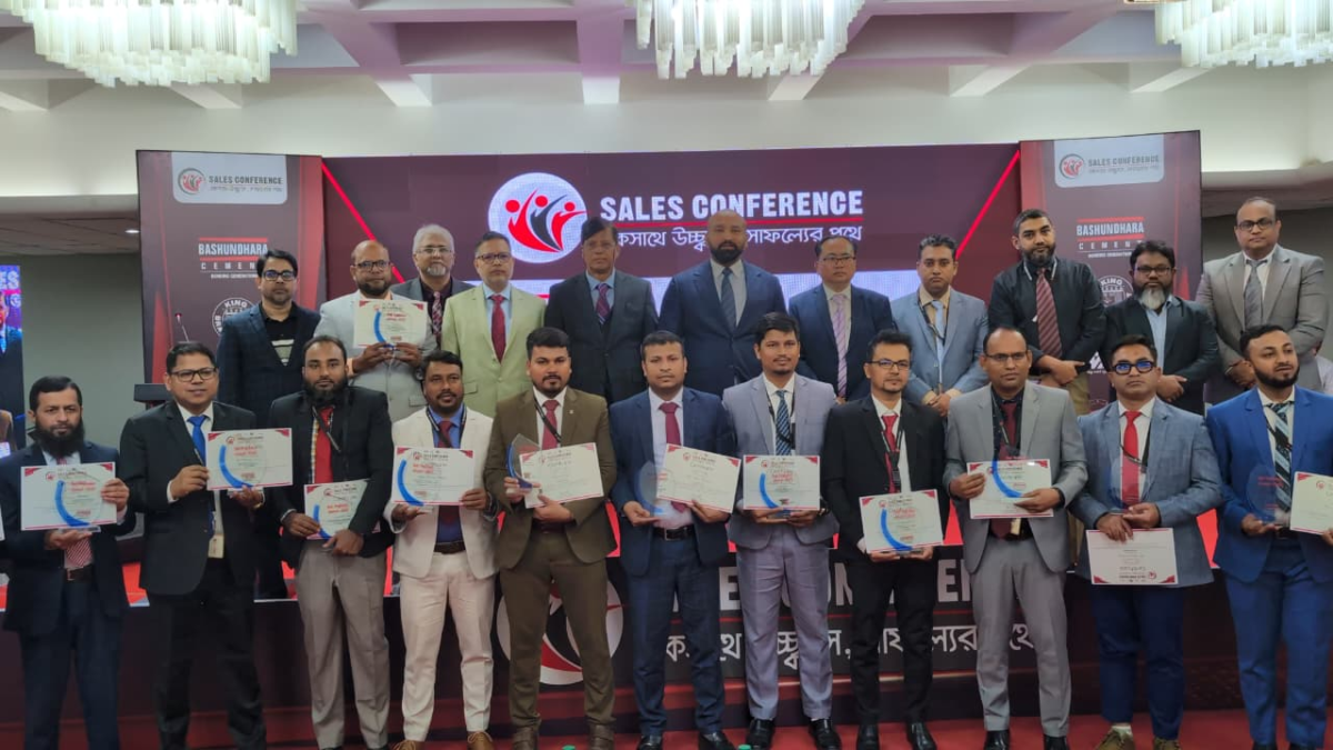 বসুন্ধরা সিমেন্টের তিন পণ্যের বিক্রয় প্রতিনিধি সম্মেলন অনুষ্ঠিত