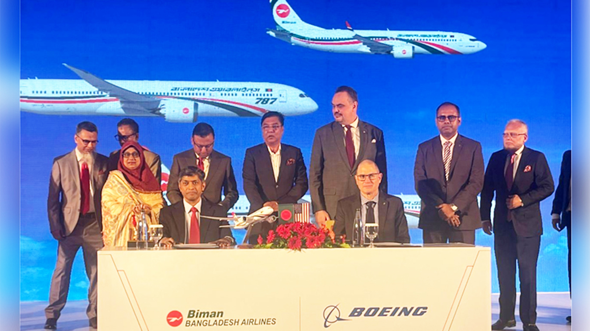 ৪৫ হাজার কোটি টাকায় বোয়িংয়ের ১৪ উড়োজাহাজ কিনবে বিমান, চুক্তি সই