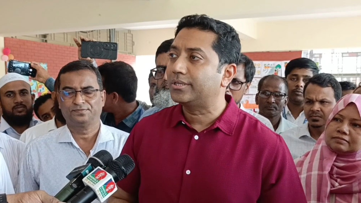প্রাথমিক শিক্ষকদের বদলি ‘অনির্দিষ্টকালের জন্য’ স্থগিত