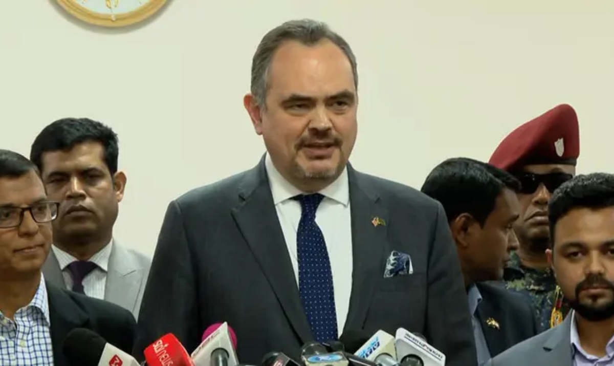 বাংলাদেশের নির্বাচনে যুক্তরাষ্ট্র কোনো পক্ষ নেবে না: মার্কিন রাষ্ট্রদূত