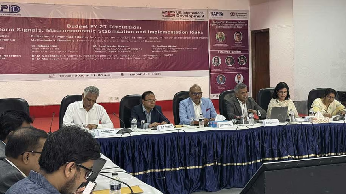 বাজেট বাস্তবায়নে ঘাটতি হতে পারে প্রায় ৪ লাখ কোটি টাকা: র‍্যাপিড