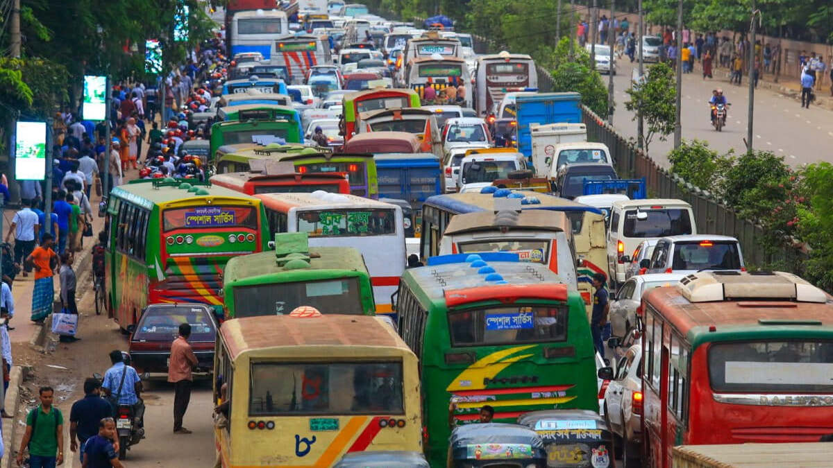 বাসে ৬৪, লঞ্চে ৪২ শতাংশ ভাড়া বাড়ানোর প্রস্তাব
