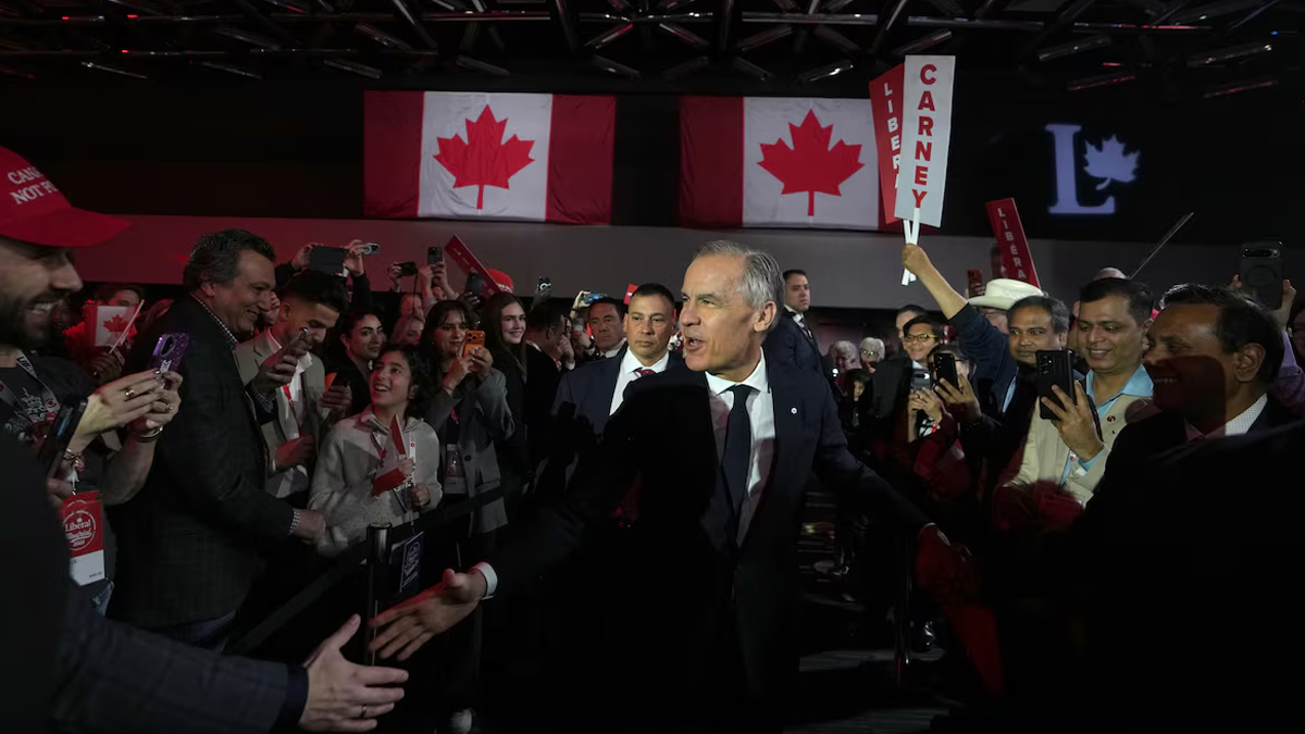 সামরিক খাতে ১ ডলারের ৭০ সেন্ট যুক্তরাষ্ট্রে পাঠানোর দিন শেষ: কানাডার প্রধানমন্ত্রী