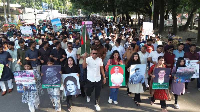 তারেক রহমানের উন্নয়ন ভাবনার সমর্থনে ছাত্রদলের শোভাযাত্রা