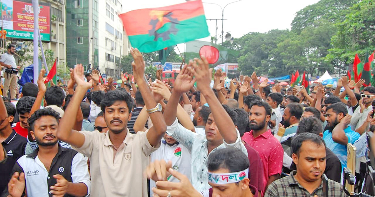 শাহবাগে নেতাকর্মীদের ঢল, শুরুর অপেক্ষায় ছাত্রদলের সমাবেশ