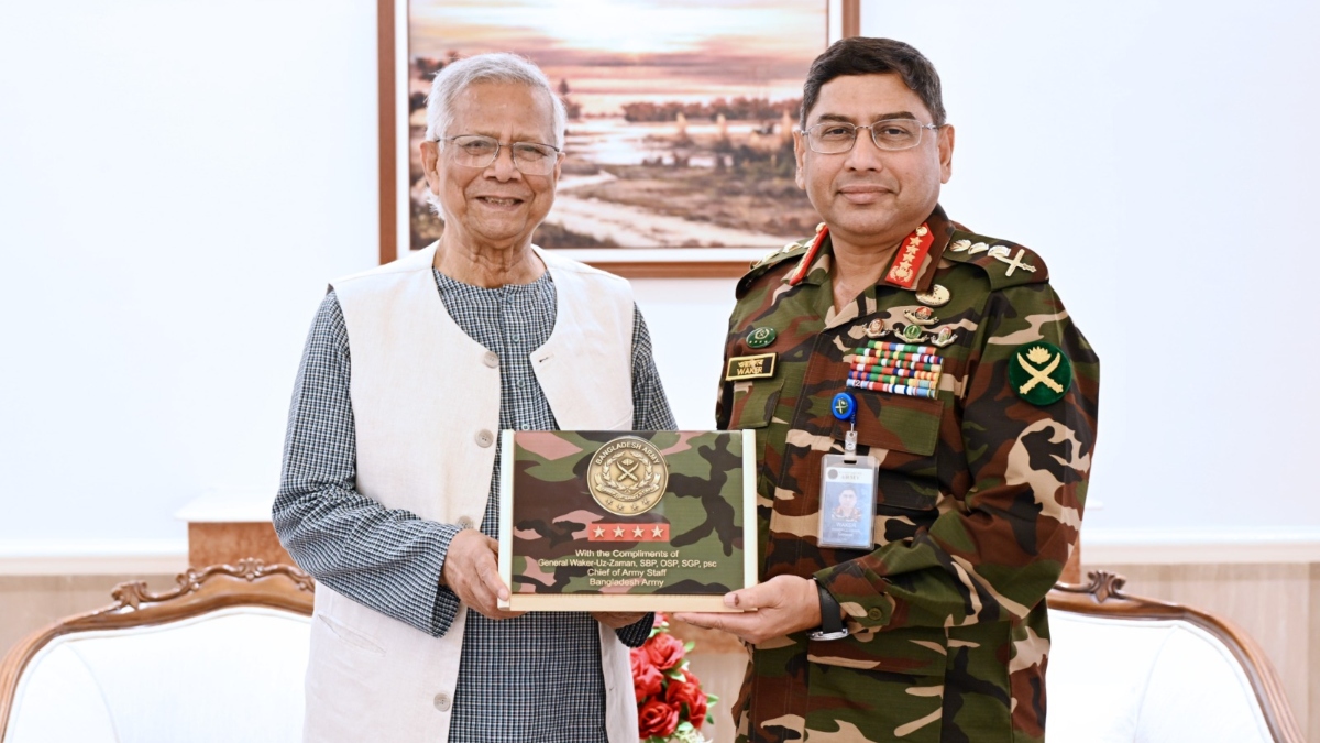প্রধান উপদেষ্টার সঙ্গে সেনাপ্রধানের বিদায়ী সাক্ষাৎ