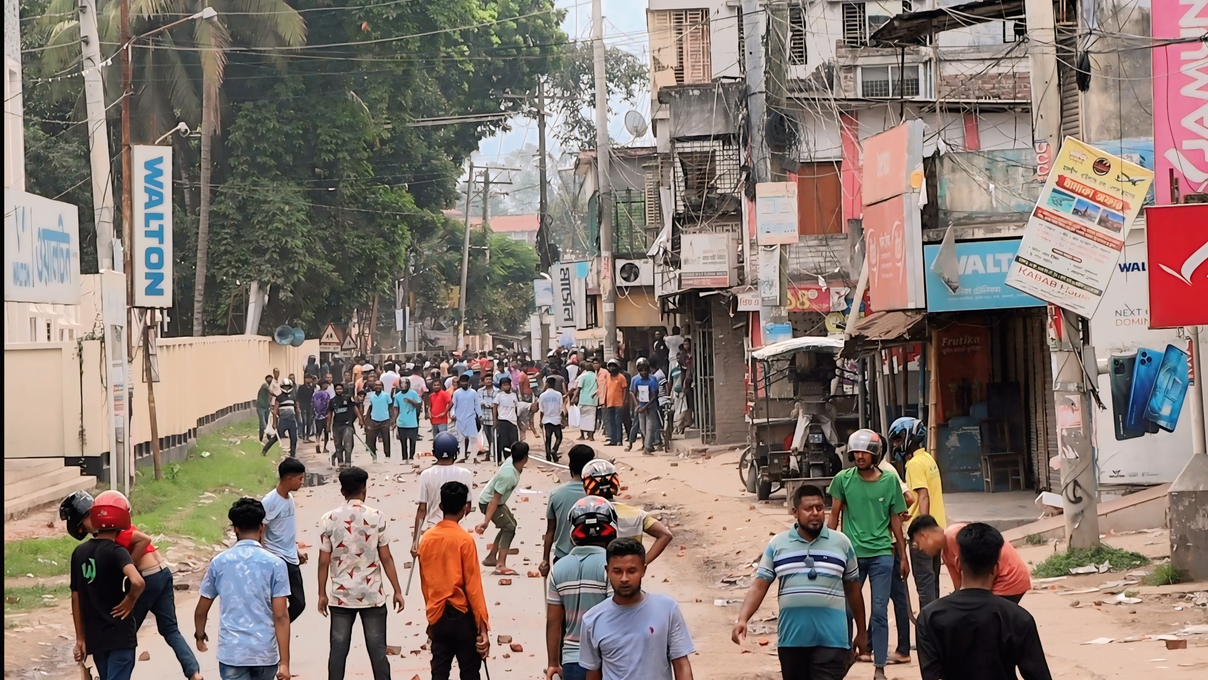 রাজশাহীতে আওয়ামী লীগের দু'পক্ষের সংঘর্ষে আহত ৫০