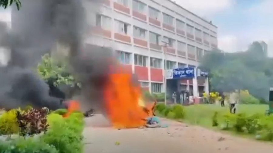 কুমিল্লায় দুই পুলিশসহ ৩ জন নিহত