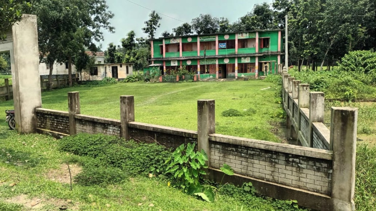 নান্দাইলে স্কুলের নির্মাণকাজ শেষ না করেই ঠিকাদারদের বিল পরিশোধের অভিযোগ