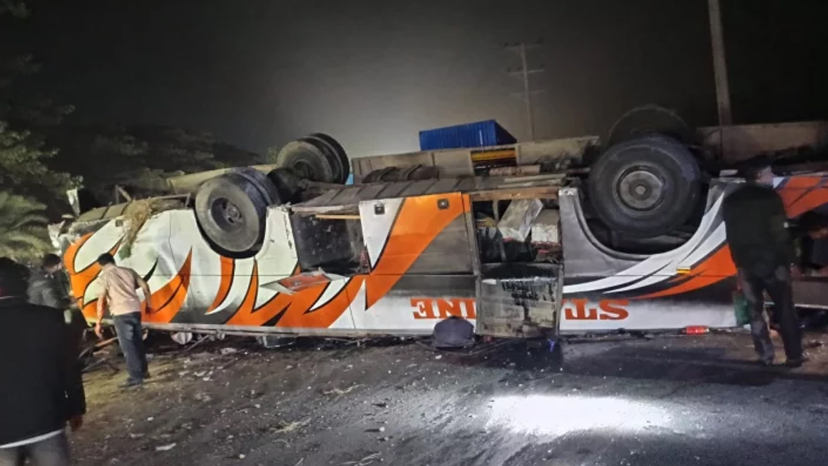 রাতে চট্টগ্রাম-কুমিল্লায় ২ দুর্ঘটনায় ৫ প্রাণহানি