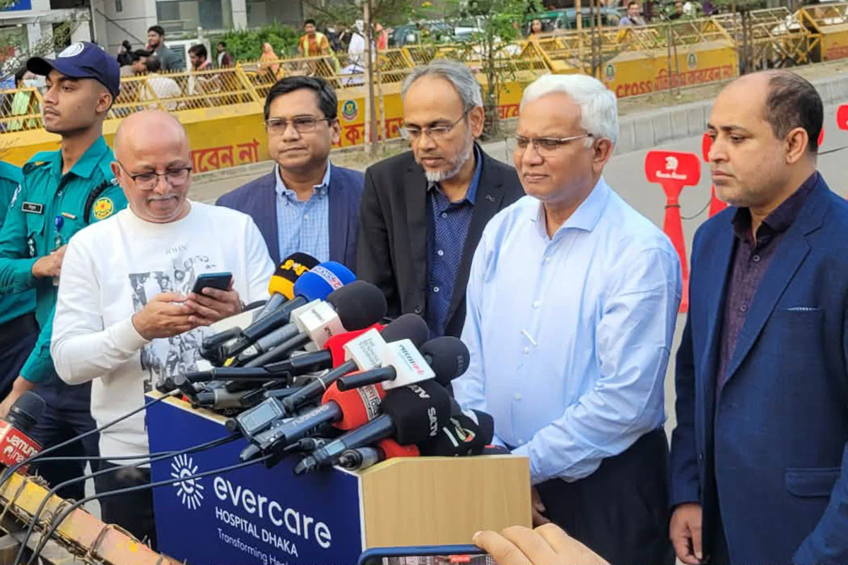 শারীরিক অবস্থার ওপর নির্ভর করছে খালেদা জিয়ার লন্ডন যাত্রা