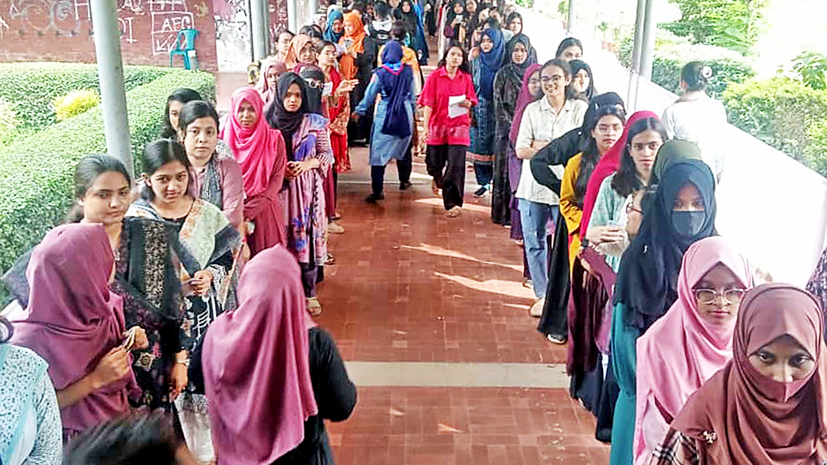 ছাত্রশিবিরের বিরুদ্ধে ‘কারচুপি’র অভিযোগ পেয়েছে ঢাবি কর্তৃপক্ষ