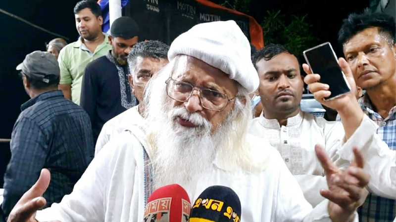 মাজার ভাঙা ফৌজদারি অপরাধ, জড়িতদের শাস্তি দিতে হবে: ফরহাদ মজহার