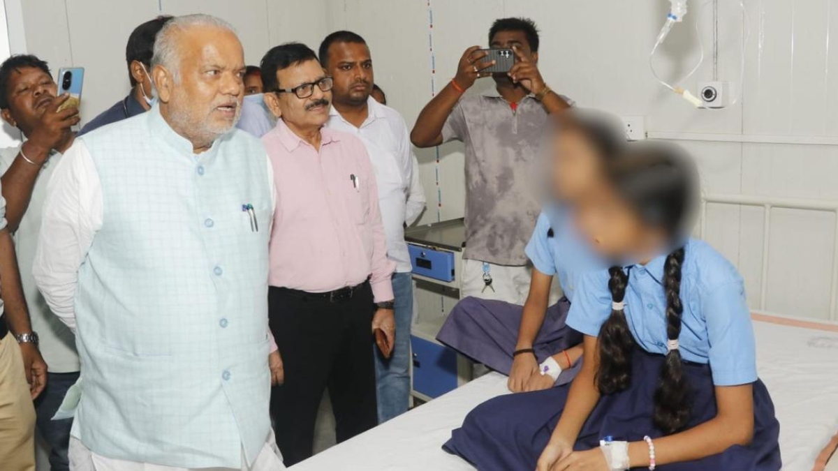 বিহারে স্কুলের খাবারে লবণের বদলে ডিটারজেন্ট, হাসপাতালে ৩৬ শিক্ষার্থী