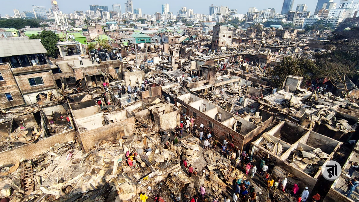 কড়াইল বস্তিতে আগুন: ফায়ার সার্ভিসের ৫ সদস্যের তদন্ত কমিটি